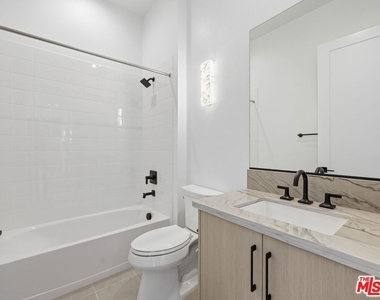 12061 N Northstar Lane - Photo Thumbnail 20