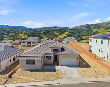 12061 N Northstar Lane - Photo Thumbnail 1