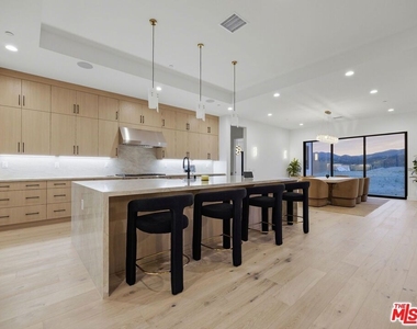 12061 N Northstar Lane - Photo Thumbnail 7