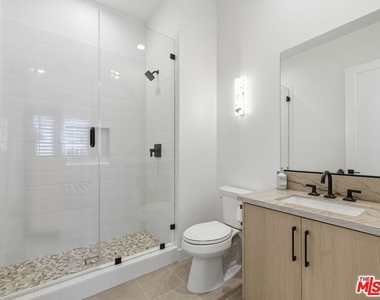 12061 N Northstar Lane - Photo Thumbnail 25