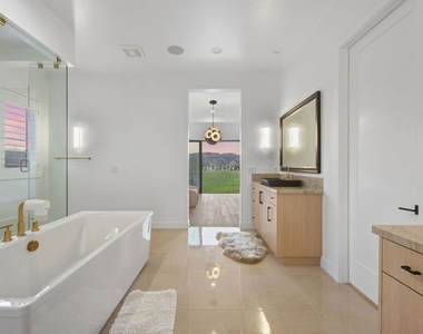 12061 N Northstar Lane - Photo Thumbnail 27