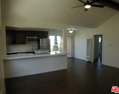 1326 S Ridgeley Drive - Photo Thumbnail 1