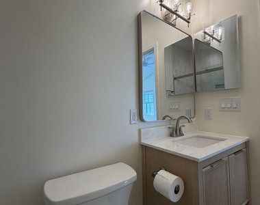 8472 San Carlos Way - Photo Thumbnail 6