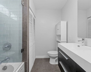 811 S Bedford Street - Photo Thumbnail 11