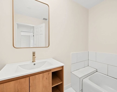 1831 Prosser Avenue - Photo Thumbnail 14