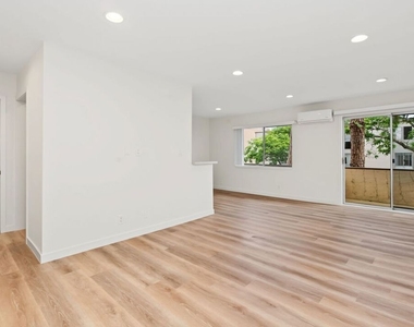 1831 Prosser Avenue - Photo Thumbnail 1
