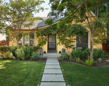 3422 Larga Avenue - Photo Thumbnail 1