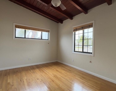 3045 Afton Rd - Photo Thumbnail 6