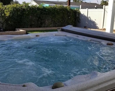 3045 Afton Rd - Photo Thumbnail 13