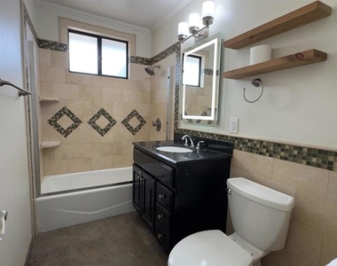 3045 Afton Rd - Photo Thumbnail 9