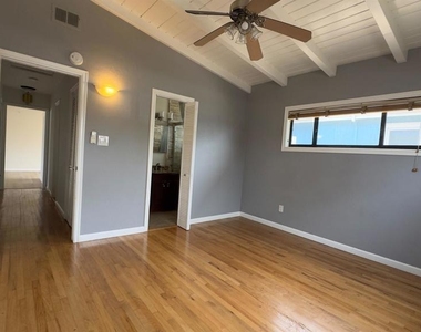 3045 Afton Rd - Photo Thumbnail 8