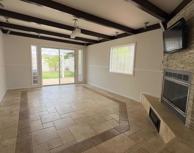 3045 Afton Rd - Photo Thumbnail 11