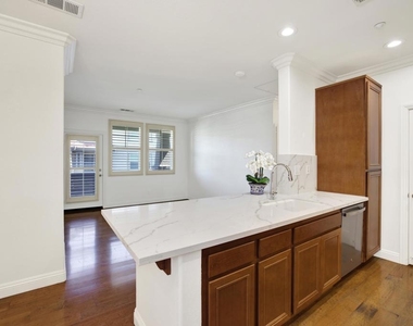 16915 Hutchins Landing - Photo Thumbnail 3