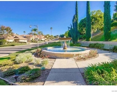 12226 Kingsgate Sq - Photo Thumbnail 45