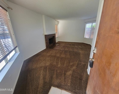 1748 Sinaloa Road - Photo Thumbnail 2