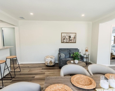 4475 Barnard Street - Photo Thumbnail 49