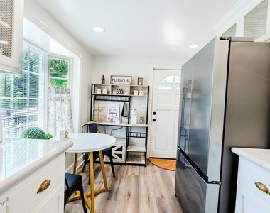4475 Barnard Street - Photo Thumbnail 41