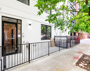 422 1/2 Gates Ave 11216 - Photo Thumbnail 15