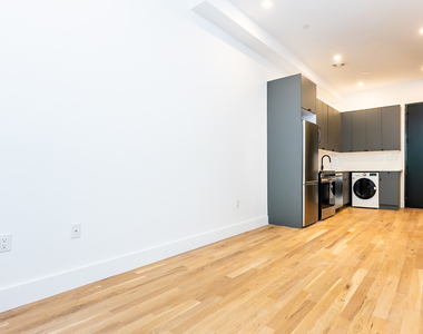 422 1/2 Gates Ave 11216 - Photo Thumbnail 19
