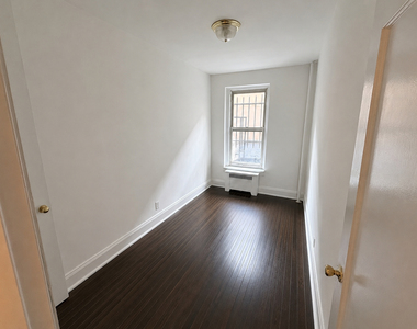987 1st Avenue - Photo Thumbnail 5