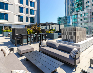340 Fremont St - Photo Thumbnail 38