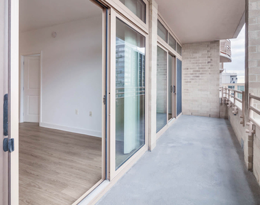 818 N. Quincy Street - Photo Thumbnail 11
