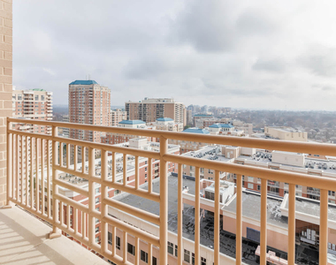 818 N. Quincy Street - Photo Thumbnail 12