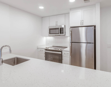 818 N. Quincy Street - Photo Thumbnail 54