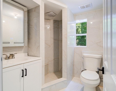 219 Benedict Road - Photo Thumbnail 30