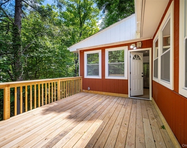 219 Benedict Road - Photo Thumbnail 38