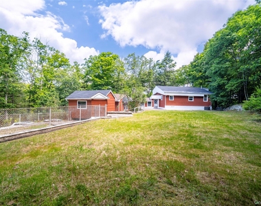 219 Benedict Road - Photo Thumbnail 42