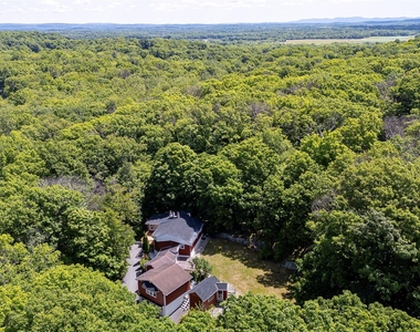 219 Benedict Road - Photo Thumbnail 5