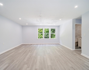 219 Benedict Road - Photo Thumbnail 26
