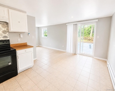 43 Glenmere Homesites Road - Photo Thumbnail 3