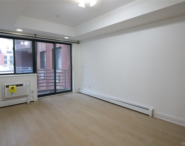 41-05 College Point Boulevard - Photo Thumbnail 2