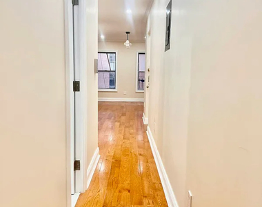 1636 3rd Avenue - Photo Thumbnail 6