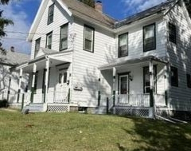8 Summit Street - Photo Thumbnail 15