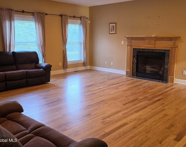 620 Sacandaga Road - Photo Thumbnail 16
