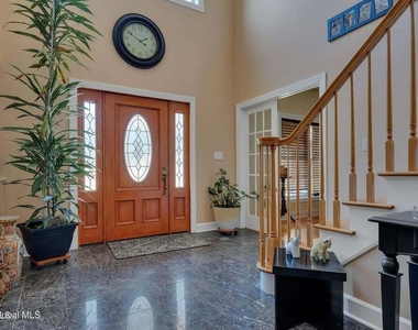 620 Sacandaga Road - Photo Thumbnail 3