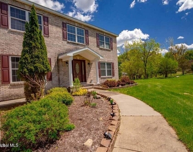 620 Sacandaga Road - Photo Thumbnail 32