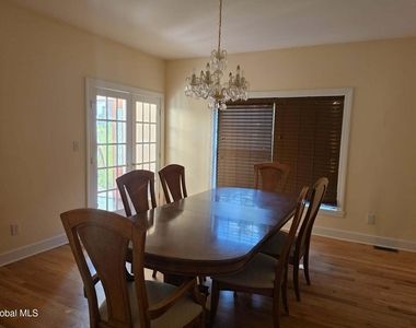 620 Sacandaga Road - Photo Thumbnail 13