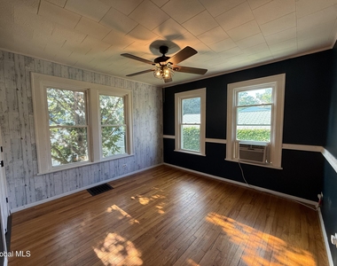 49 Kunker Avenue - Photo Thumbnail 4