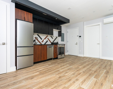680 E 21st St 11226 - Photo Thumbnail 1