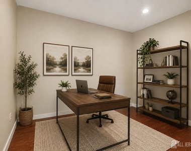 347 Pond Lane - Photo Thumbnail 14
