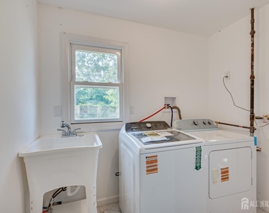 134 Frank Street - Photo Thumbnail 15