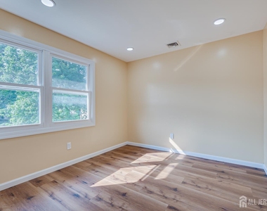 134 Frank Street - Photo Thumbnail 12