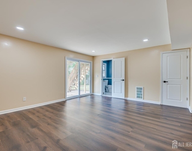 134 Frank Street - Photo Thumbnail 13