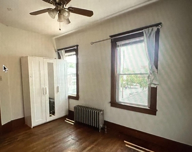 64 Wyckoff Street - Photo Thumbnail 5