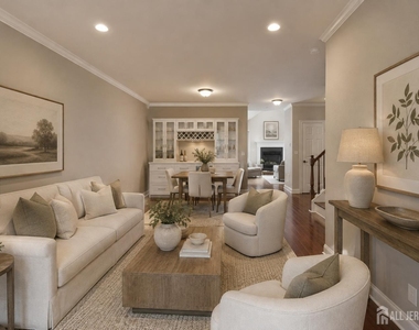61 Mccormick Avenue S - Photo Thumbnail 3