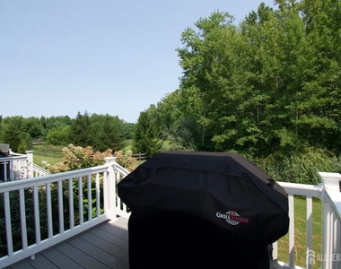 61 Mccormick Avenue S - Photo Thumbnail 23